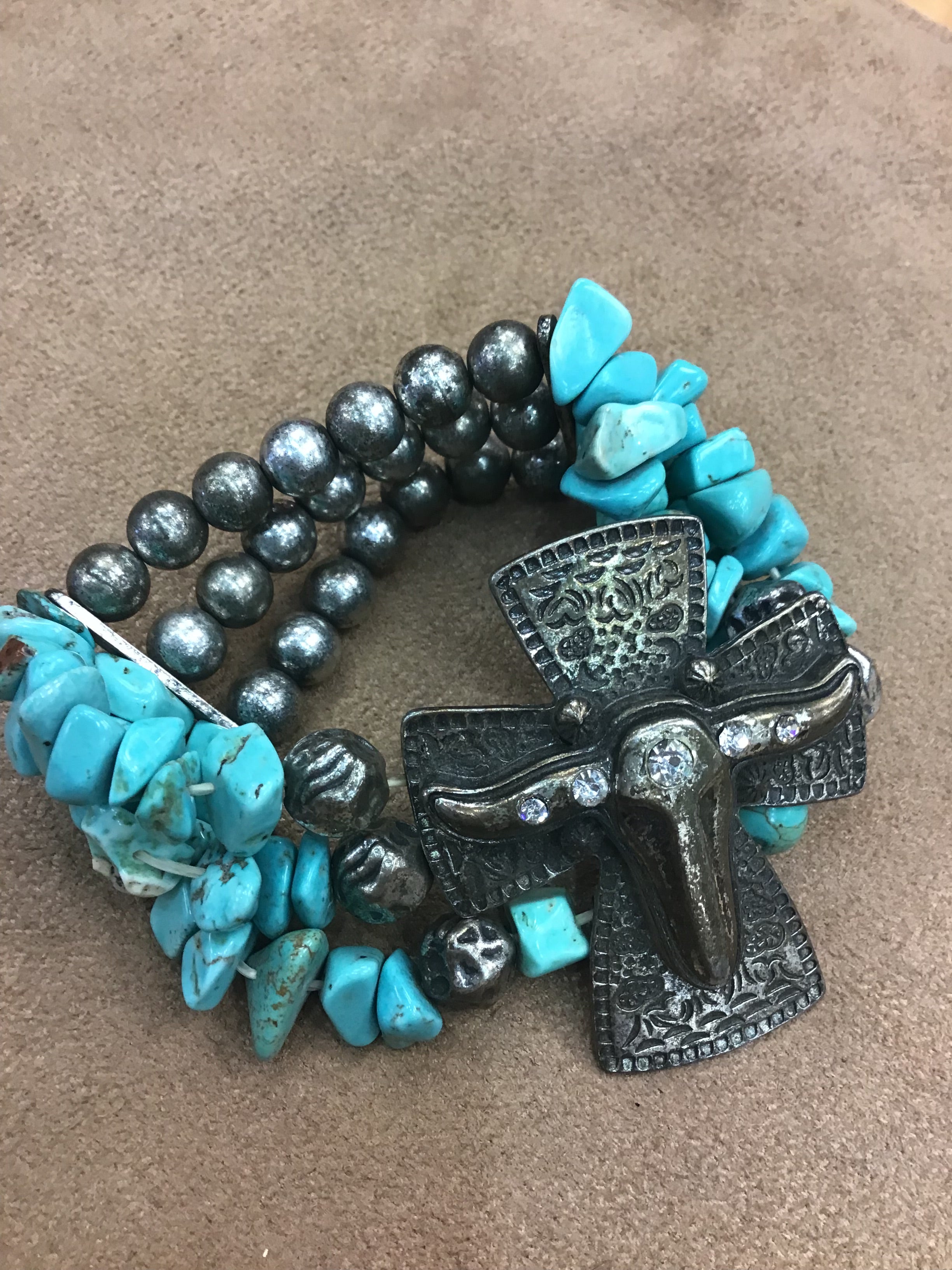 Turquoise Stone Longhorn Bracelet