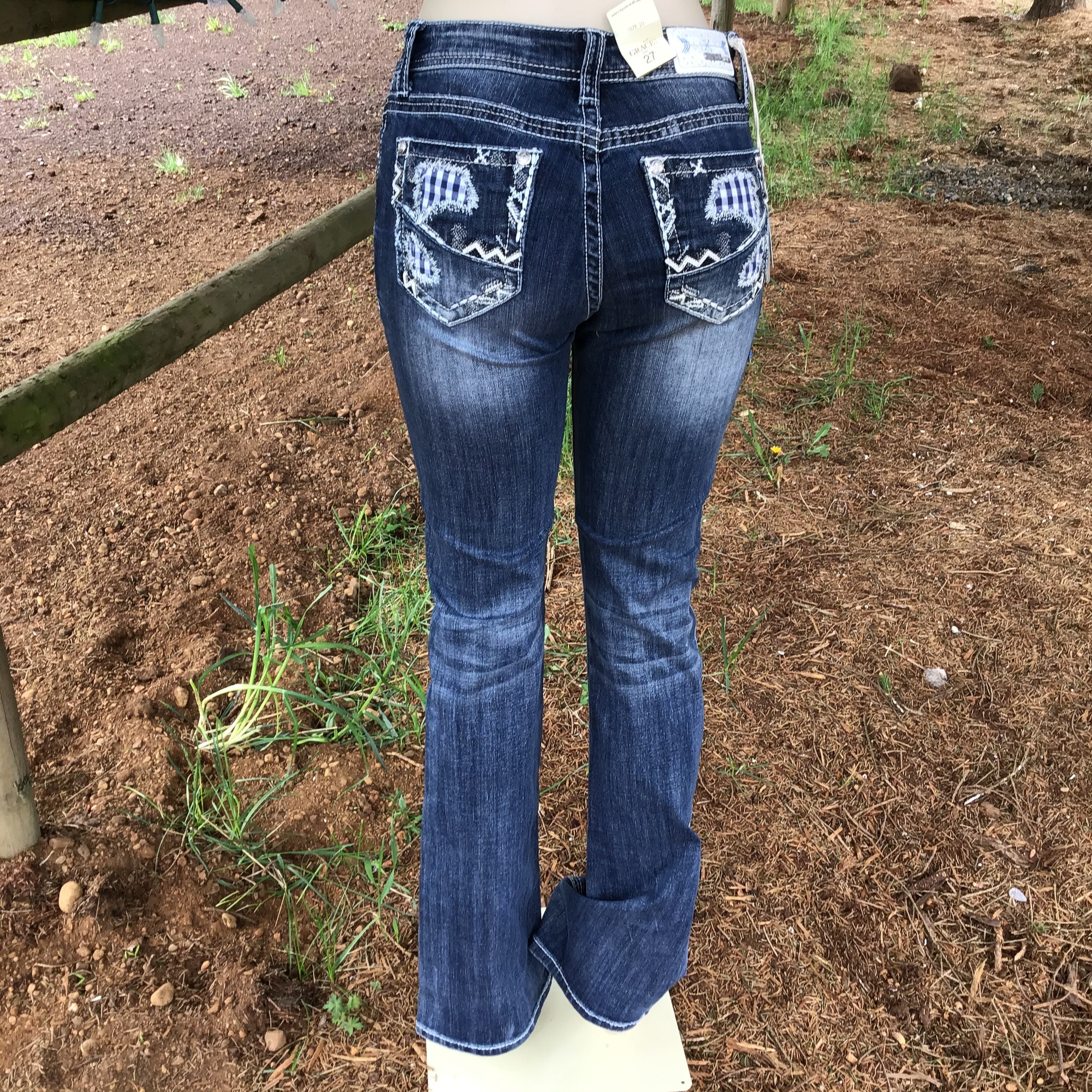 GRACE IN LA JUNIOR FIT WESTERN EMBROIDERED POCKET BOOT CUT JEANS