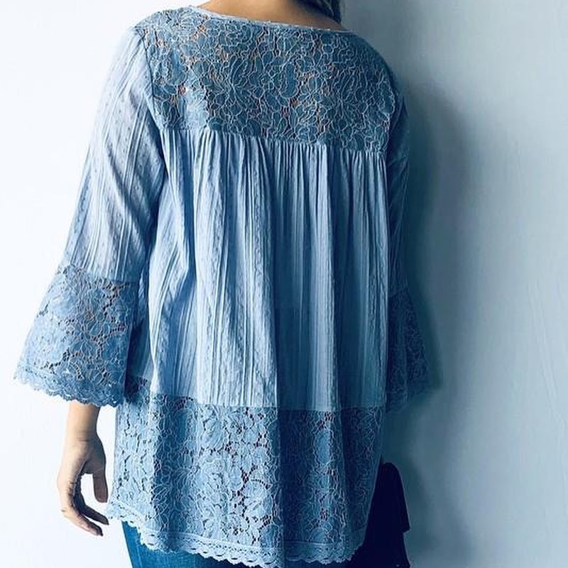 Bell Sleeve Lace Trim Tunic Casual Top