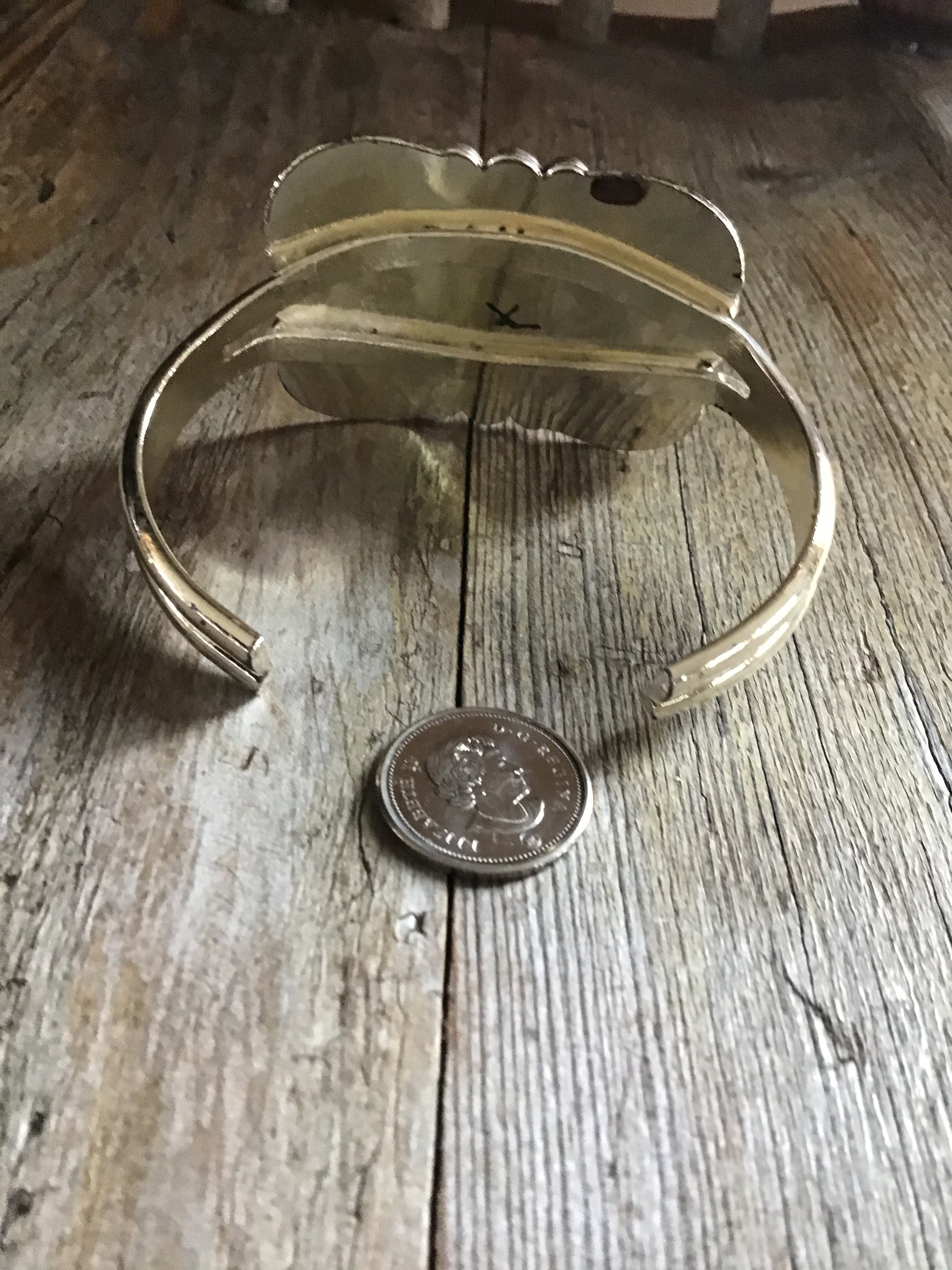 Montana Silversmiths Cuff bracelet