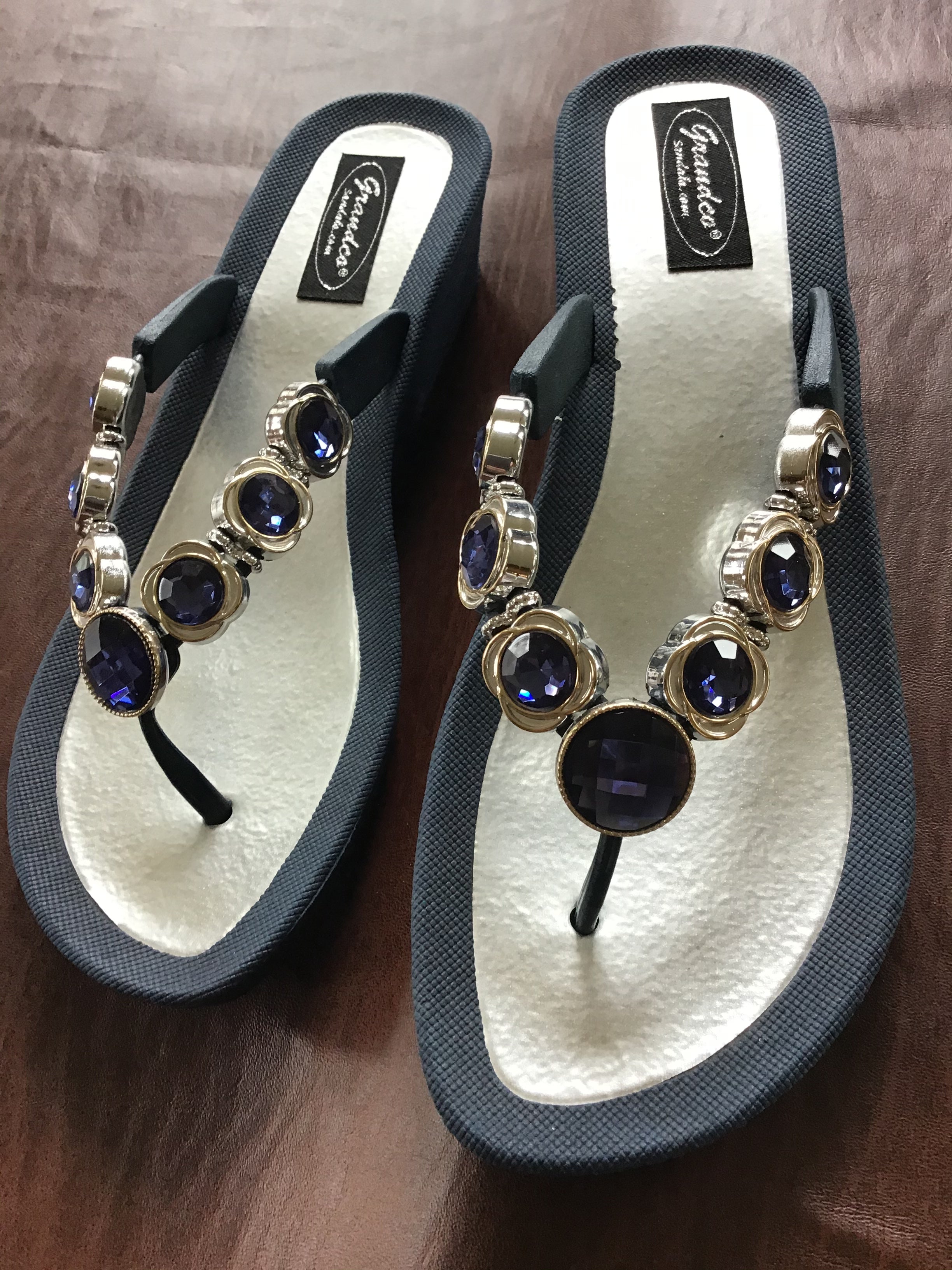 Gorgeous bling sandals with wedge V-thong sandal Gorgeous blue