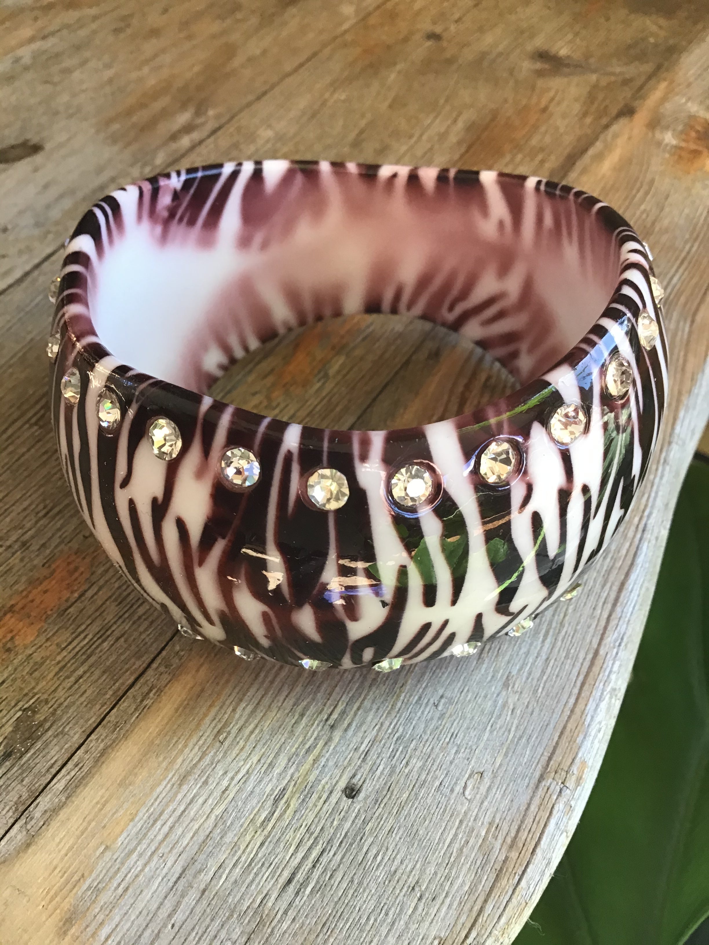 Bracelet Bangle Zebra Print Lucite Curvy Thick Bangle