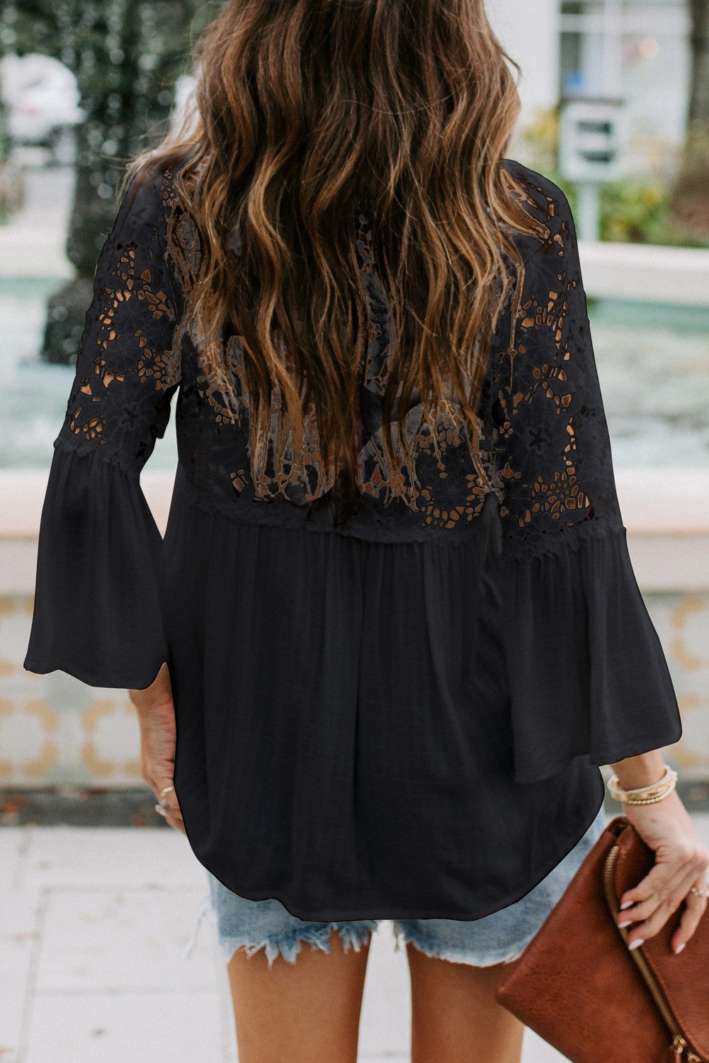 Lace Shoulder Splicing Flowy Shirt