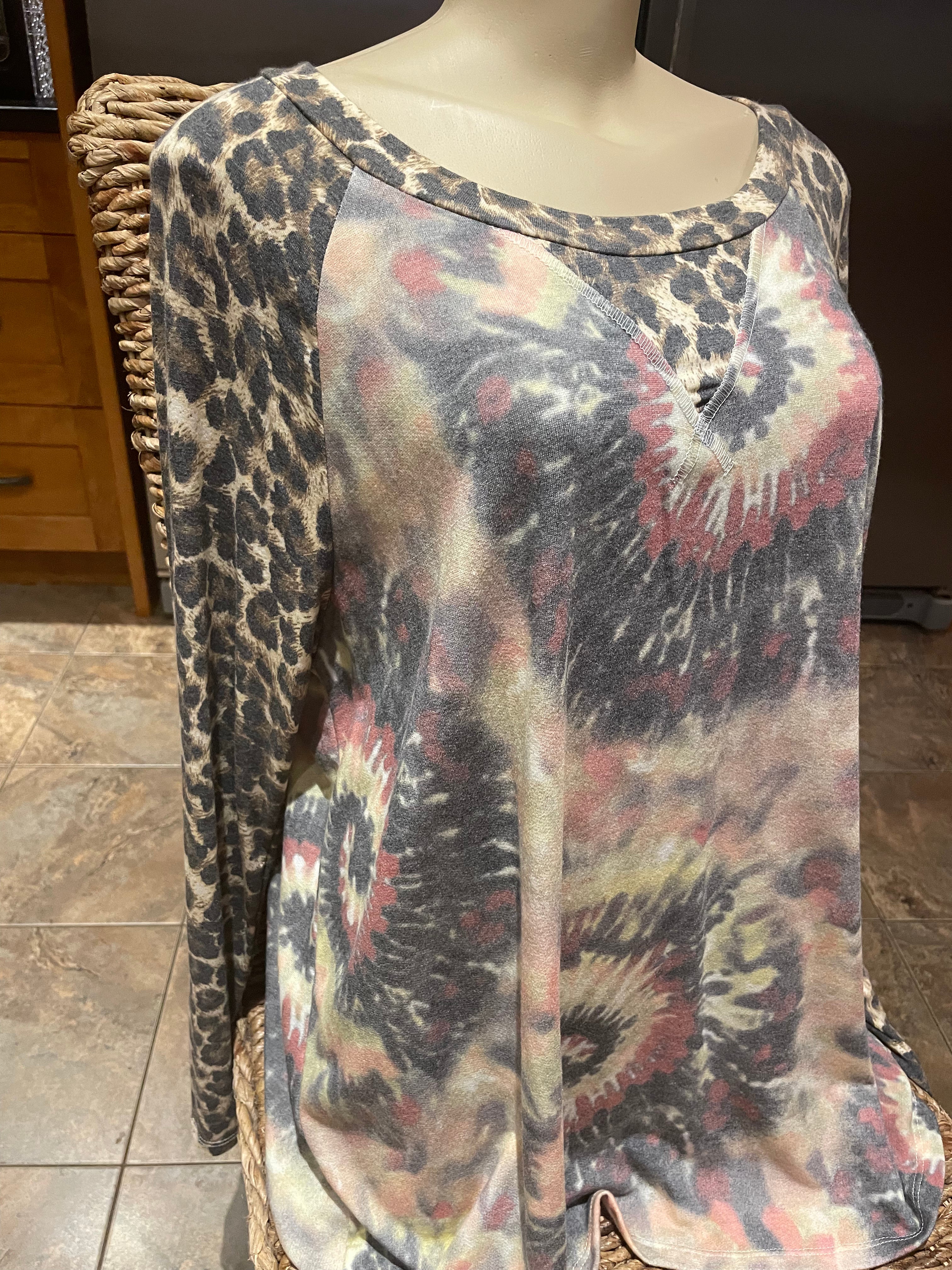 Womens Leopard Cheetah Spiral Print Long Sleeve