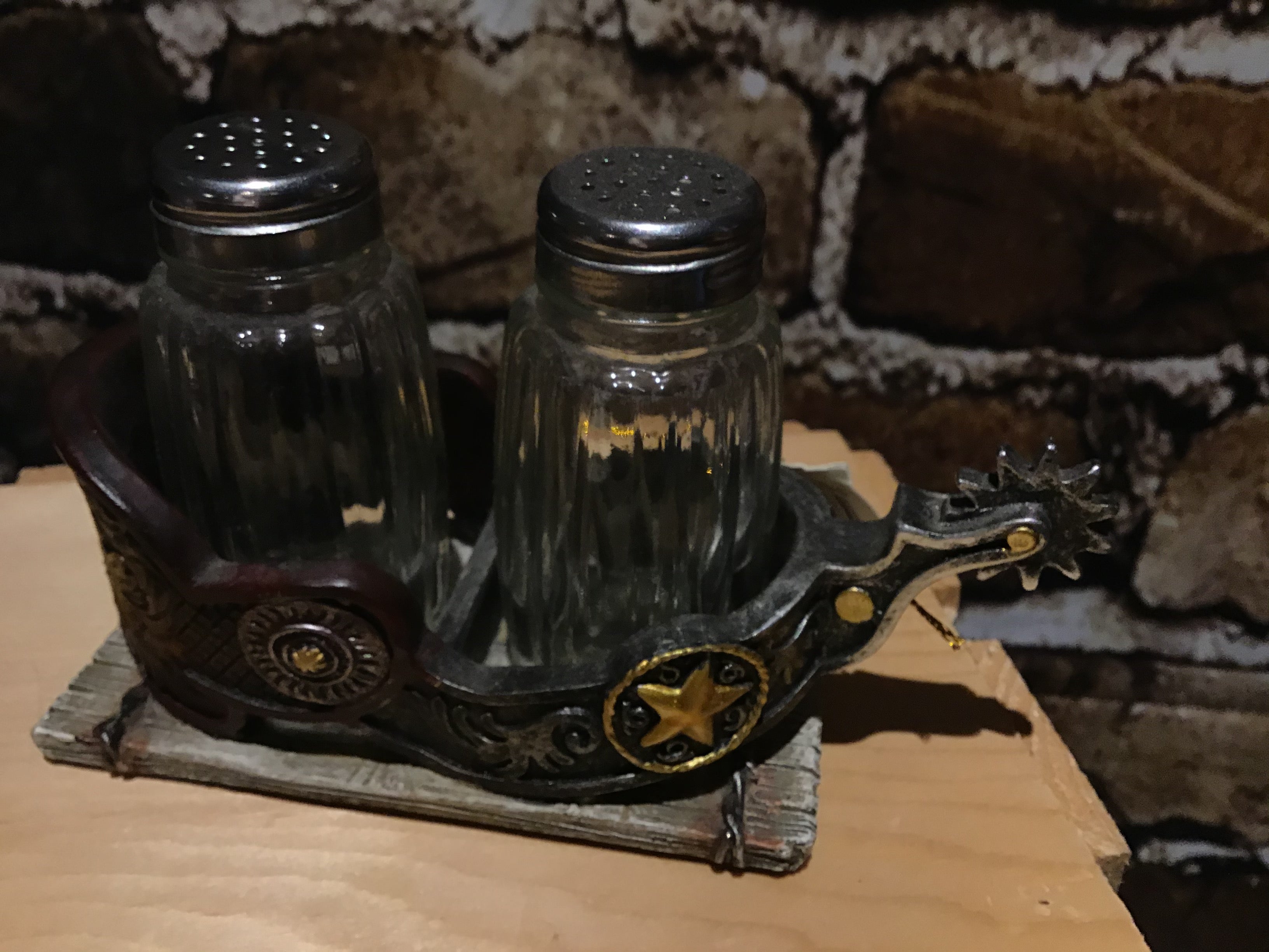 Western spur Salt & Pepper Shaker