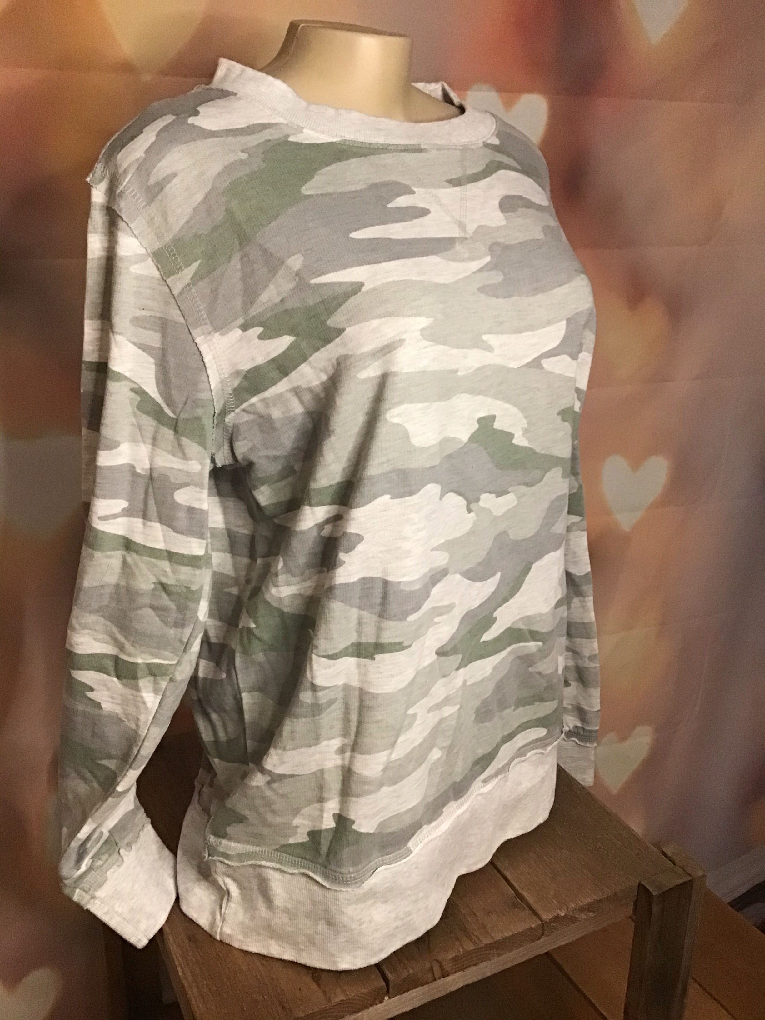 Soft Long-sleeved camouflage Top